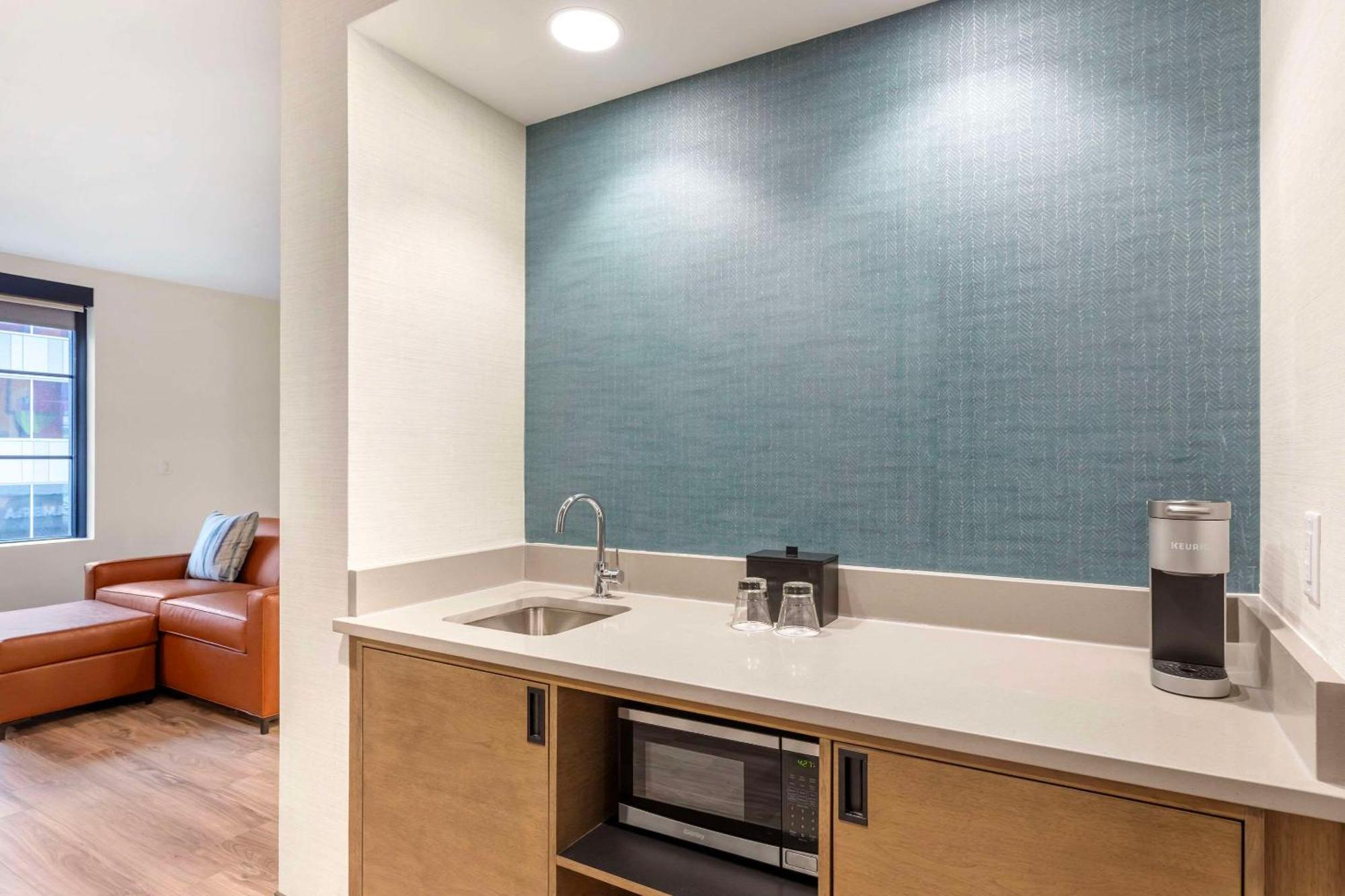 Cambria Hotel Denver Downtown Rino エクステリア 写真