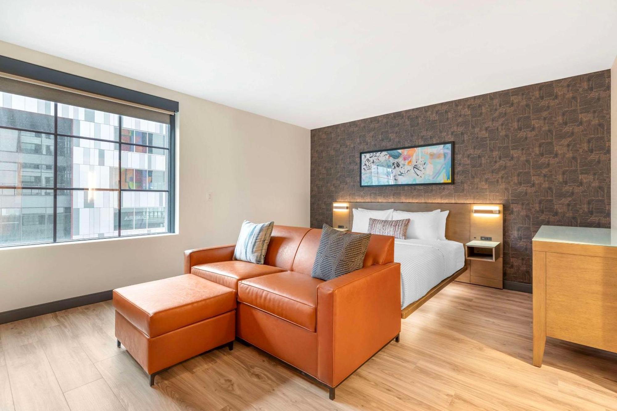 Cambria Hotel Denver Downtown Rino エクステリア 写真